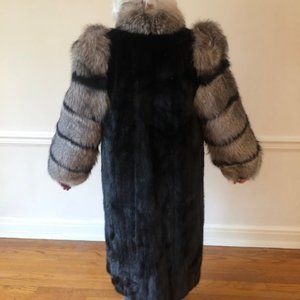 Women's Full-Length Mink/Fox Fur Coat - Size 8